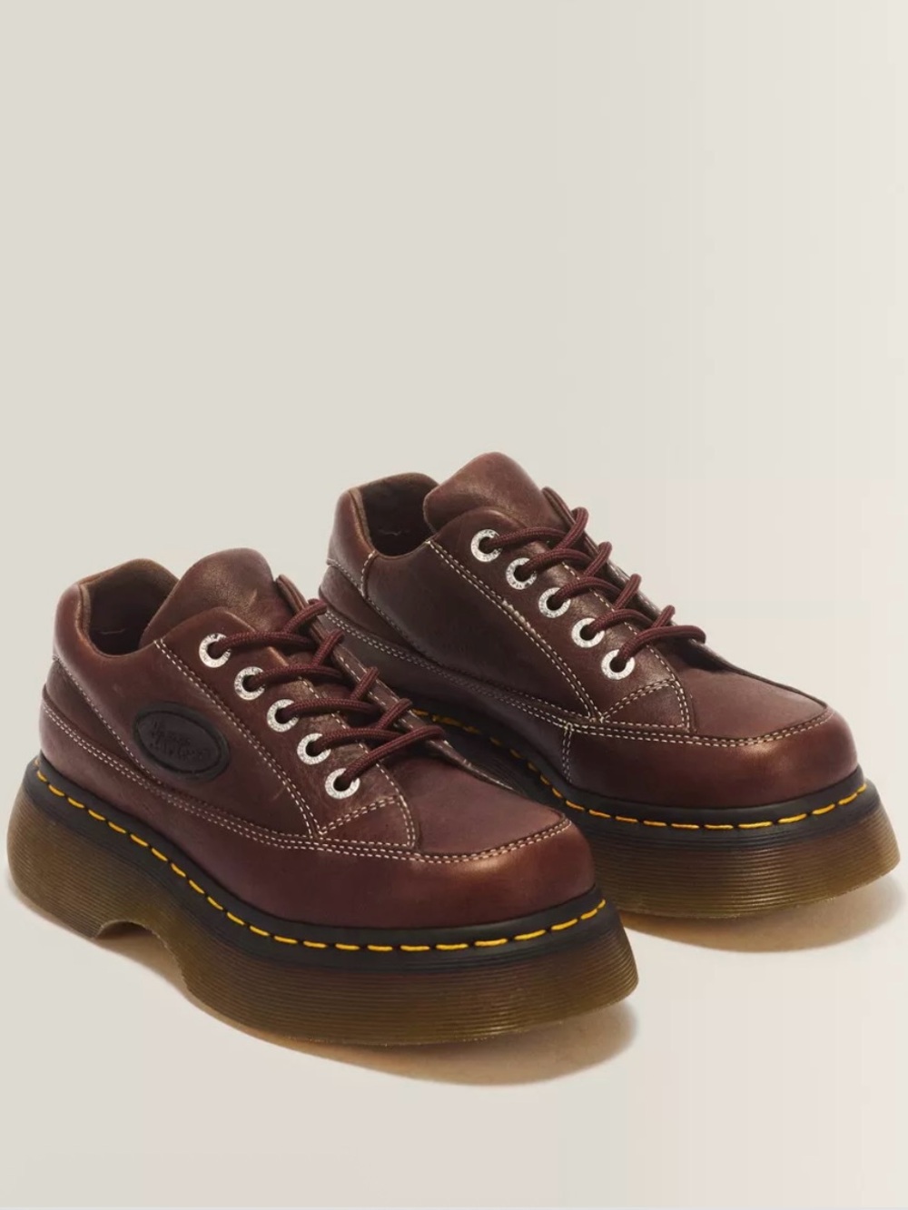 Dr Martens Buzz 5-Eye Leather Shoes in Dark Brown Grizzly